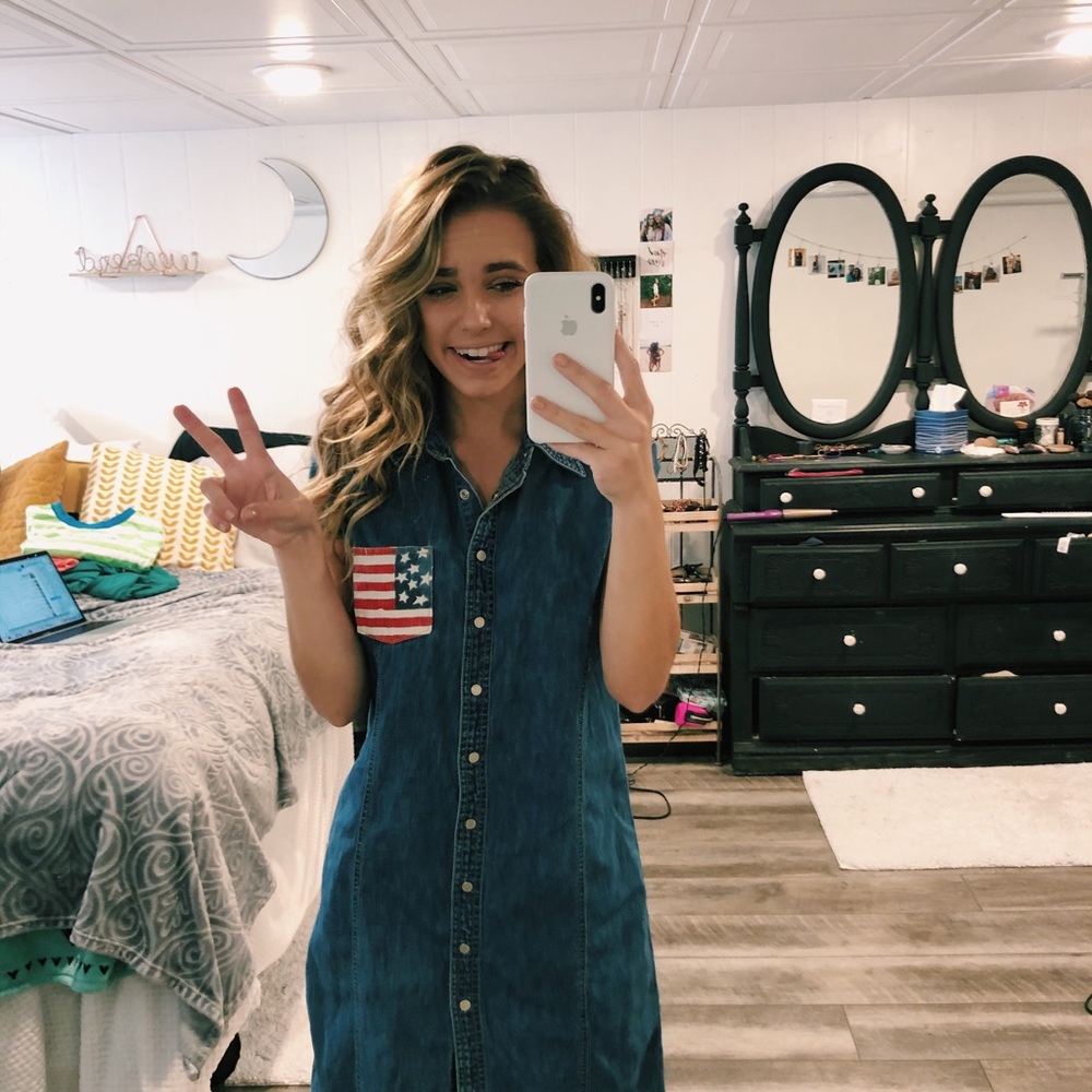 Vintage Tommy Hilfiger Dress!! - Picture 3 of 8